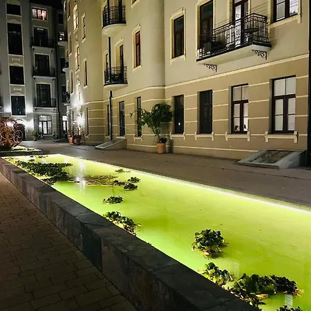 Gold Piotrkowska 37 *